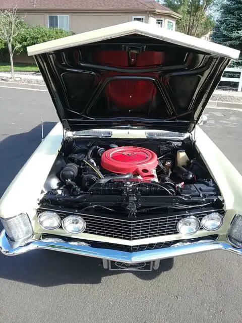 63 riviera coupe with deluxe int full armrests wheel shelf spare 65 gs wheels