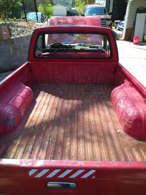 1992 5 speed manual b-2200 short bed, 2 door single cab