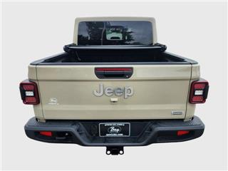 Jeep overland