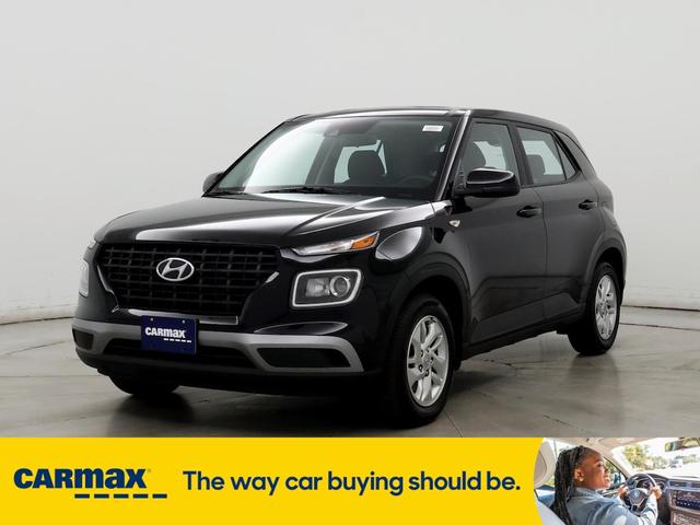 2022 hyundai venue se