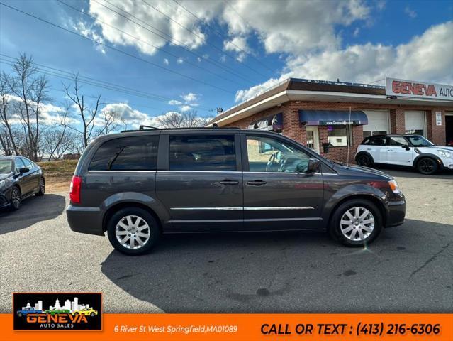 2015 chrysler town & country touring