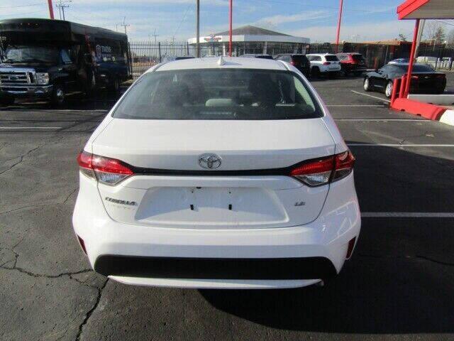 2021 toyota corolla le