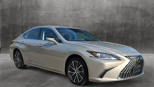 2022 Lexus ES