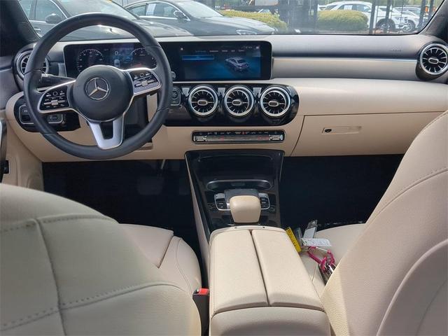 2020 mercedes-benz a-class a 220