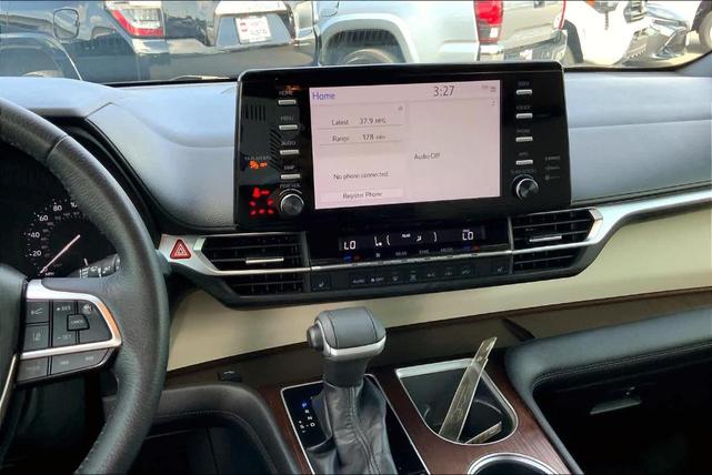 2022 toyota sienna xle