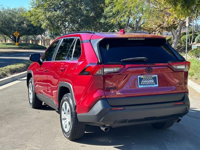 2021 toyota rav4 le