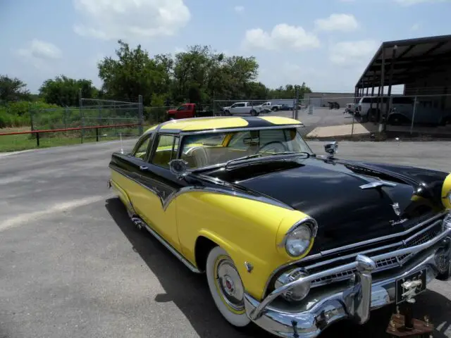 crown victoria