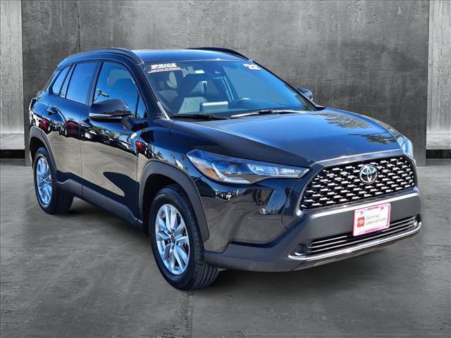 2022 toyota corolla cross le