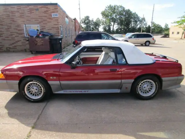 1989 ford mustang gt convertible- 36k original miles - beautiful - runs like new