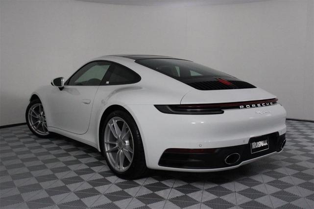 2020 porsche 911 carrera
