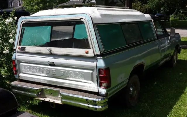 1987 dodge ram pickup truck 2wd auto transmission 318 v-8 8ft cap reese hitch