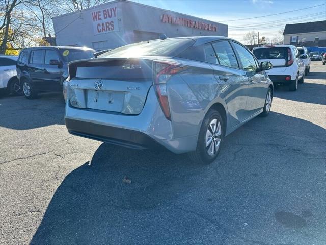 2016 toyota prius two