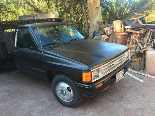 1989 toyota one ton dump truck