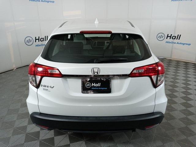 2022 honda hr-v lx