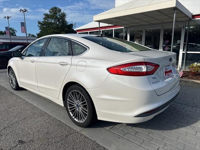 2014 ford fusion se