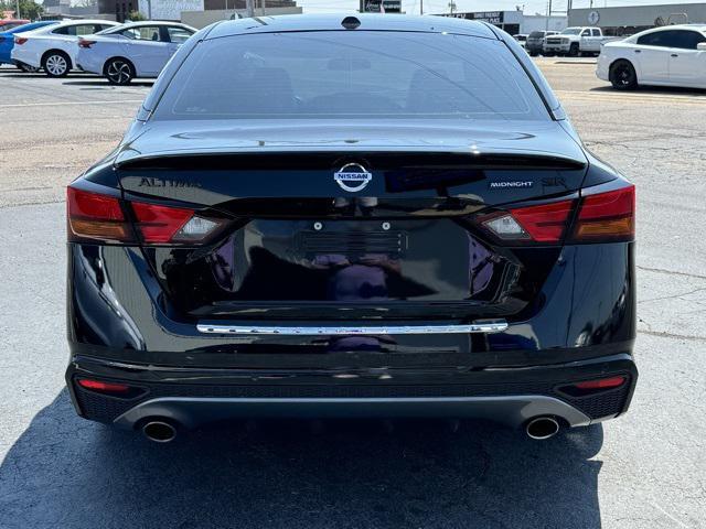 2022 nissan altima 2.5 sr