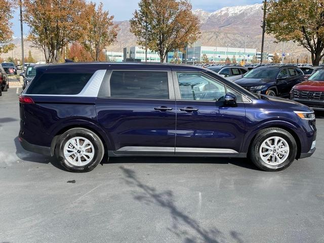 2024 kia carnival lx