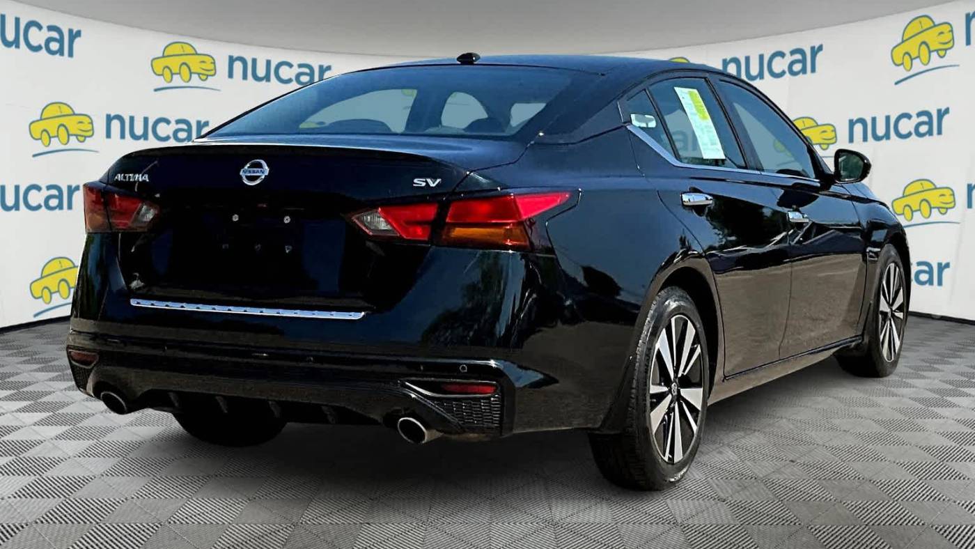 2021 nissan altima 2.5 sv