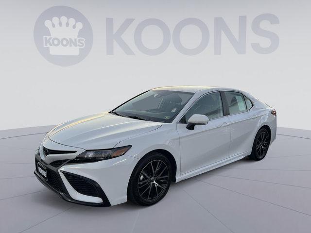 2023 toyota camry se