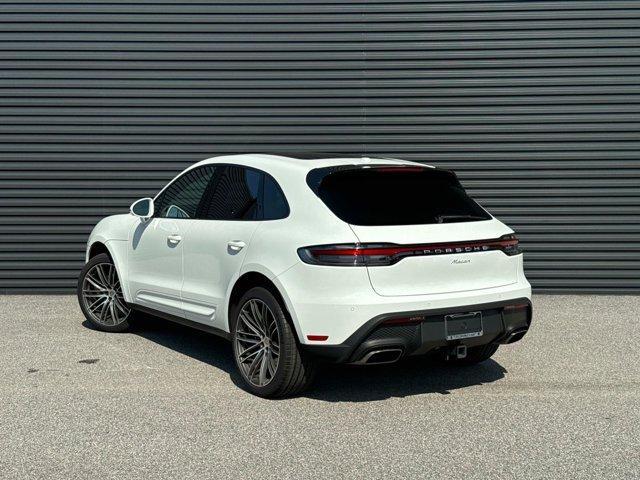 2024 porsche macan