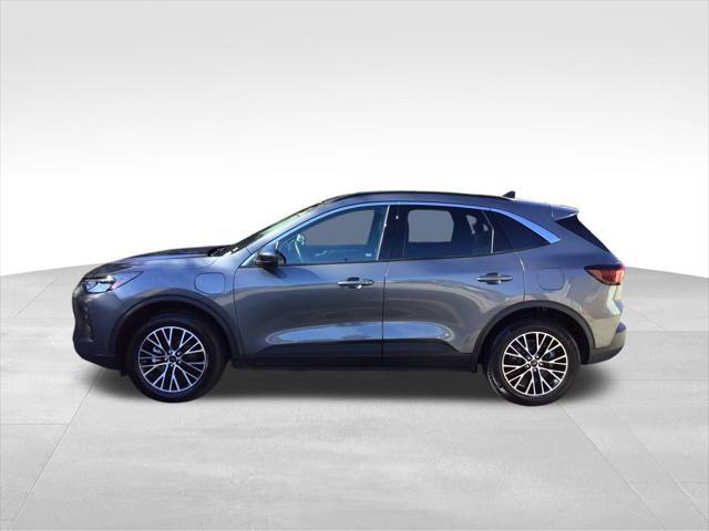 2023 ford escape base