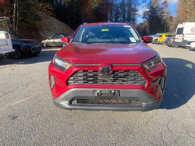 2021 toyota rav4 le