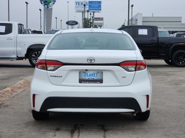 2021 toyota corolla le