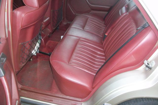 1987 mercedes-benz 300 e