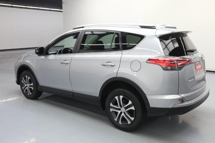 used 2017 toyota rav4 fwd le charleston - huntington, wv 25321 for sale in charleston, west virginia