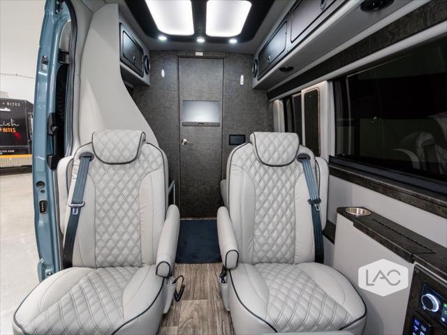 2023 mercedes-benz sprinter 2500 standard roof