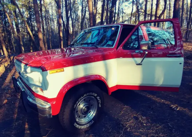 gorgeous classic 1985 ford f-250 lariat xlt (rebuilt motor)