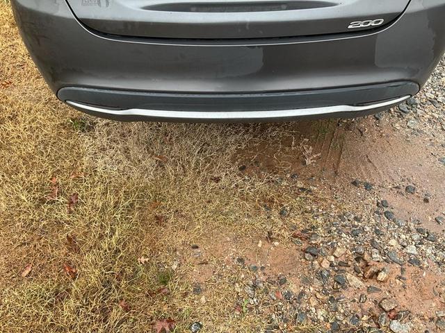 2017 chrysler 200 limited