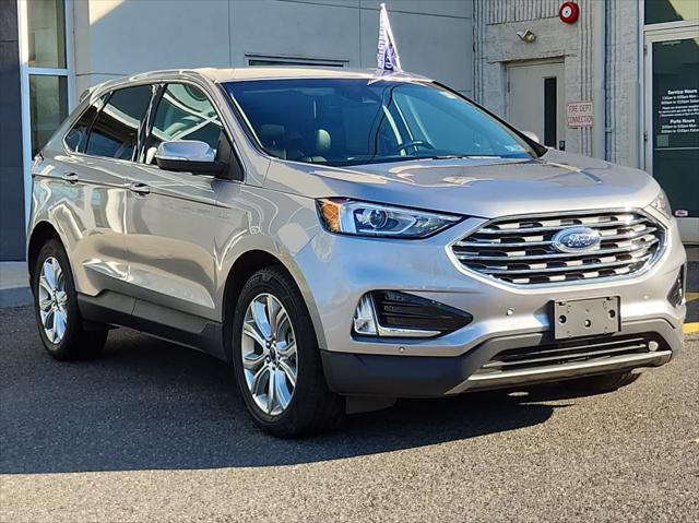 2022 ford edge titanium