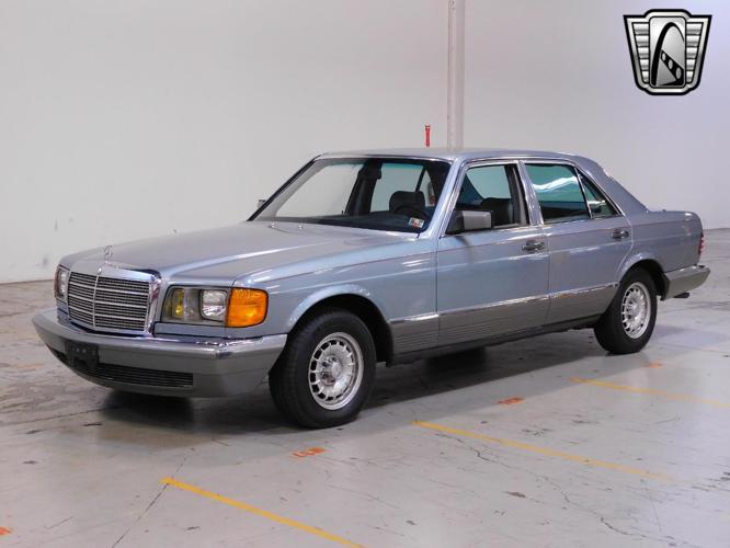 1984 mercedes-benz 300sd in o'fallon, illinois