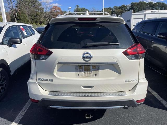 2017 nissan rogue sl