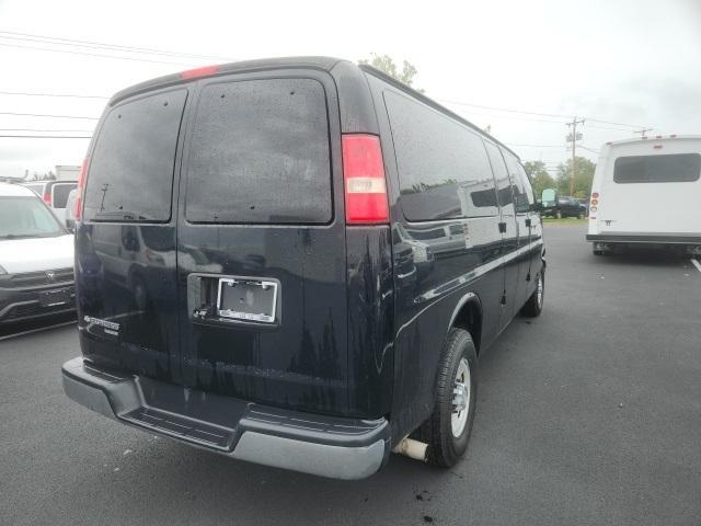 2015 chevrolet express 3500 lt
