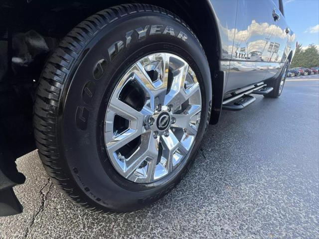 2024 nissan titan sv