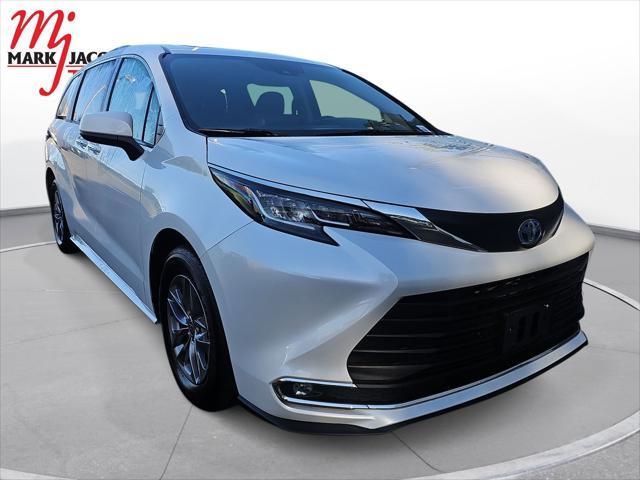 2023 toyota sienna xle 8 passenger