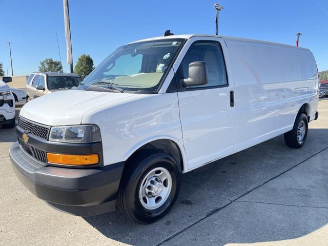 2022 chevrolet express 2500 rwd 2500 extended wheelbase wt