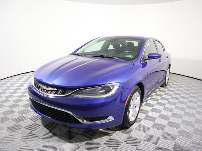 used 2016 chrysler 200 limited parkersburg, wv 26101 for sale in parkersburg, west virginia