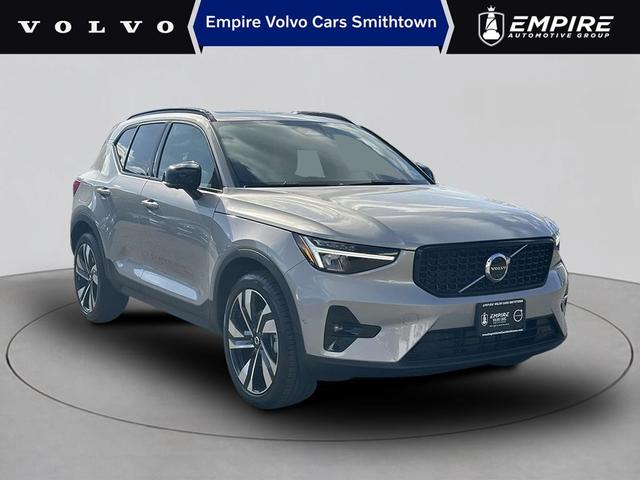 2024 volvo xc40 b5 plus dark