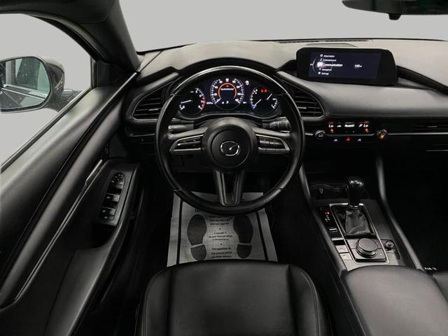 2022 mazda mazda3 fwd w/select package