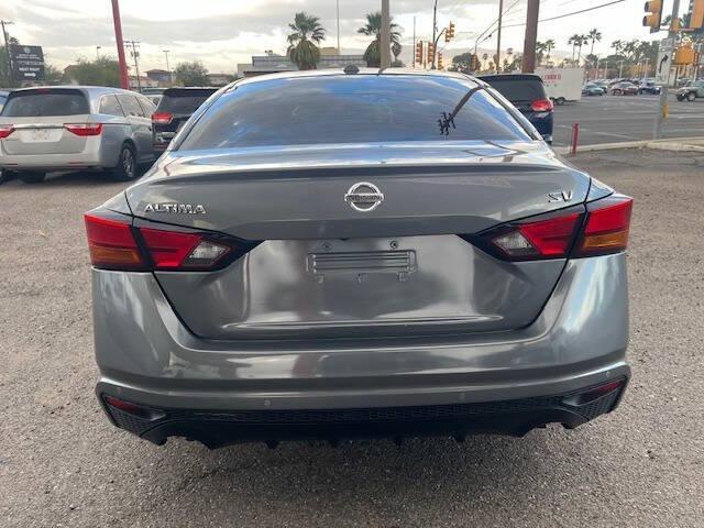 2022 nissan altima 2.5 sv