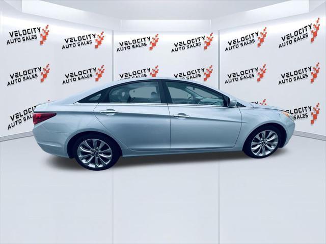 2012 hyundai sonata se