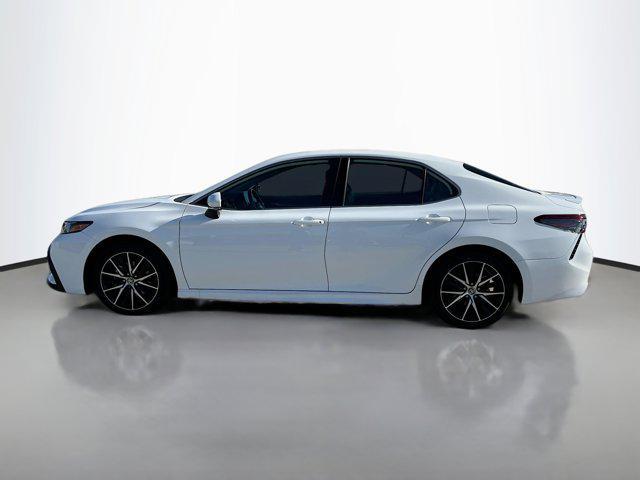 2023 toyota camry se