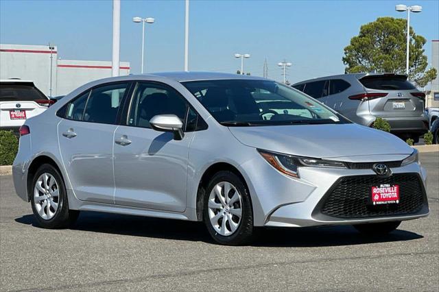 2022 toyota corolla le