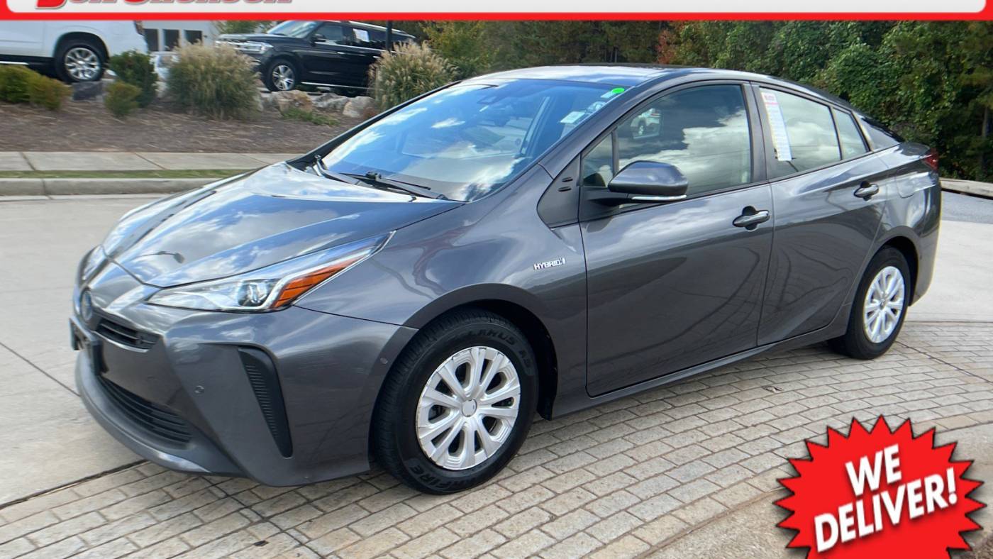 2021 toyota prius le