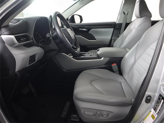 2020 toyota highlander xle