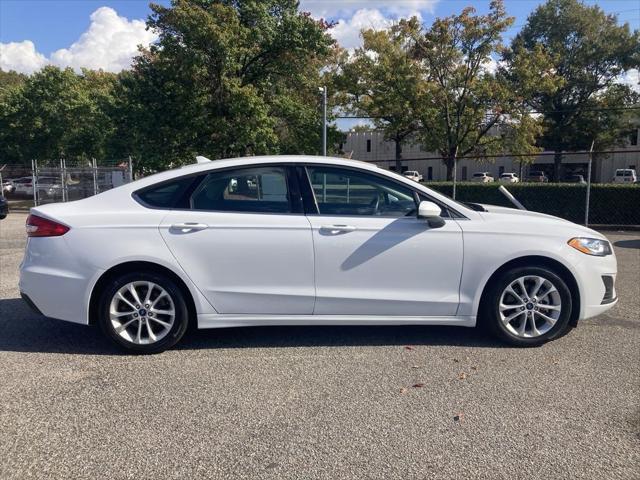 2020 ford fusion hybrid se