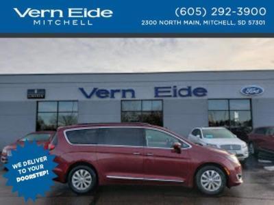 2017 chrysler pacifica touring-l touring-l 4dr mini-van for sale in betts, south dakota